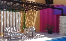 Hotel Plaza Colonial